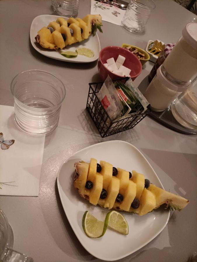 Les Bichettes Bed & Breakfast Mortagne-sur-Sevre ภายนอก รูปภาพ