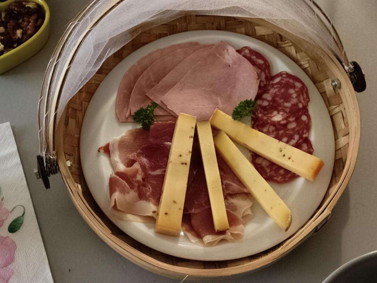 Les Bichettes Bed & Breakfast Mortagne-sur-Sevre ภายนอก รูปภาพ