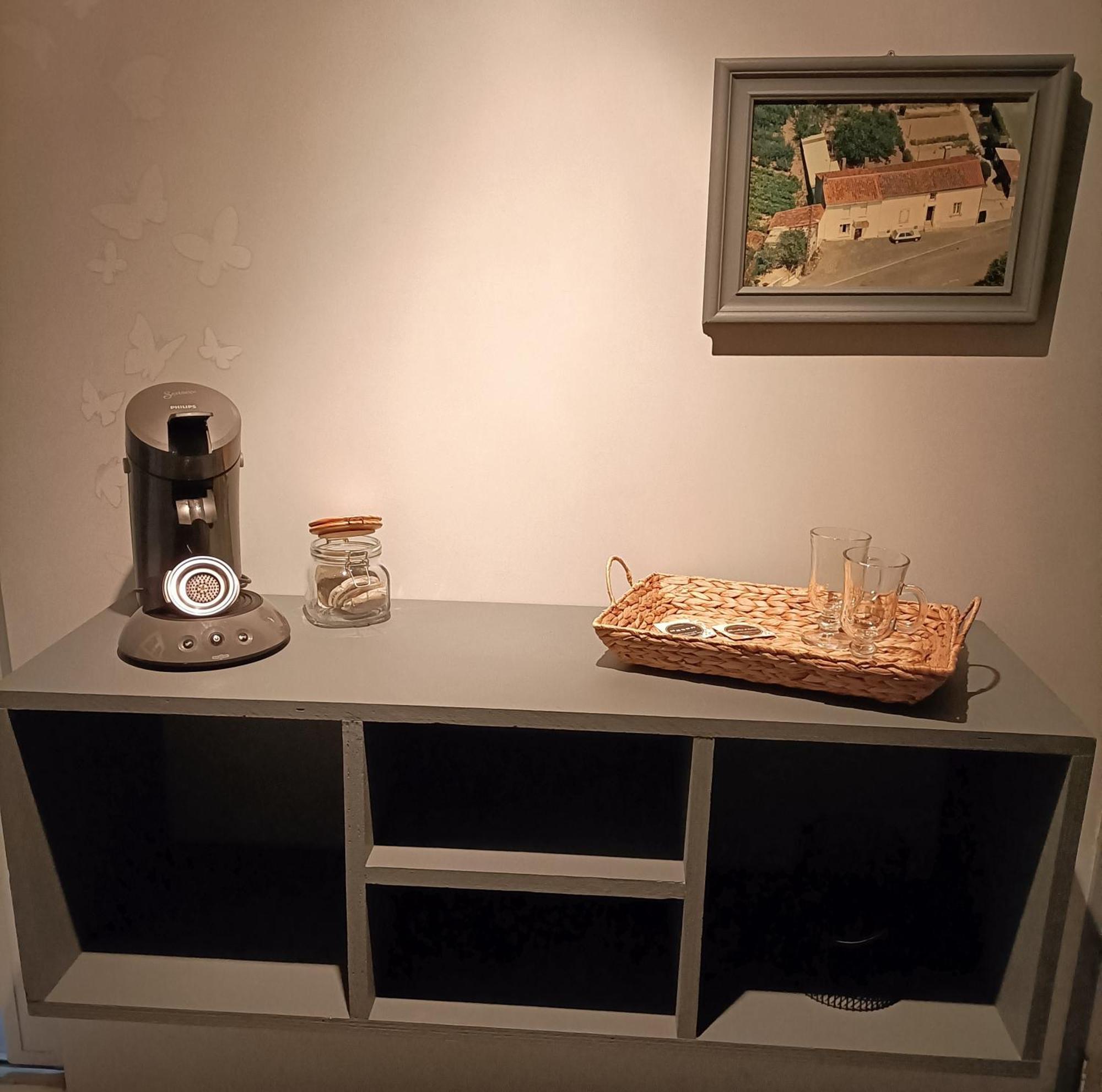 Les Bichettes Bed & Breakfast Mortagne-sur-Sevre ภายนอก รูปภาพ