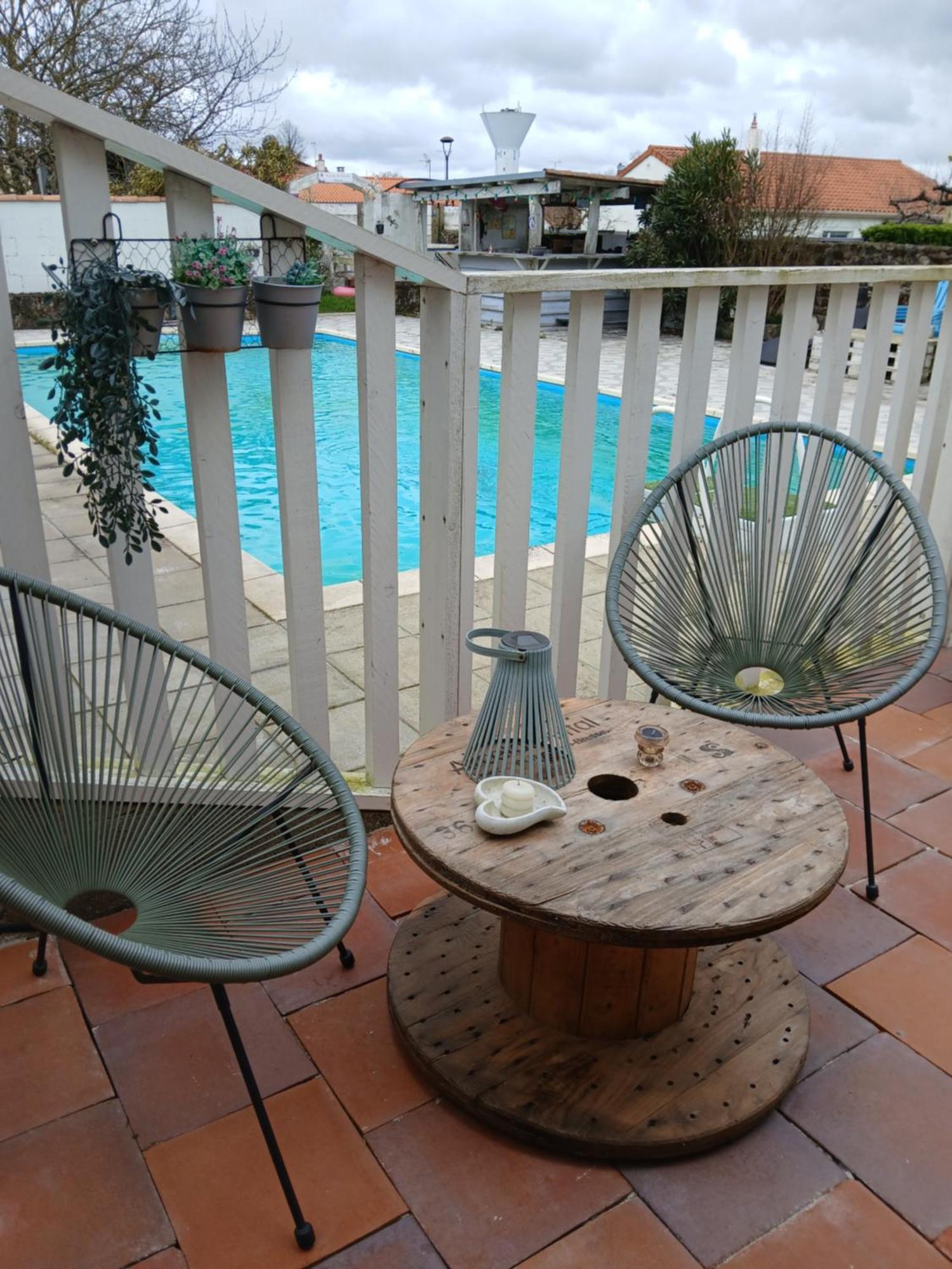 Les Bichettes Bed & Breakfast Mortagne-sur-Sevre ภายนอก รูปภาพ